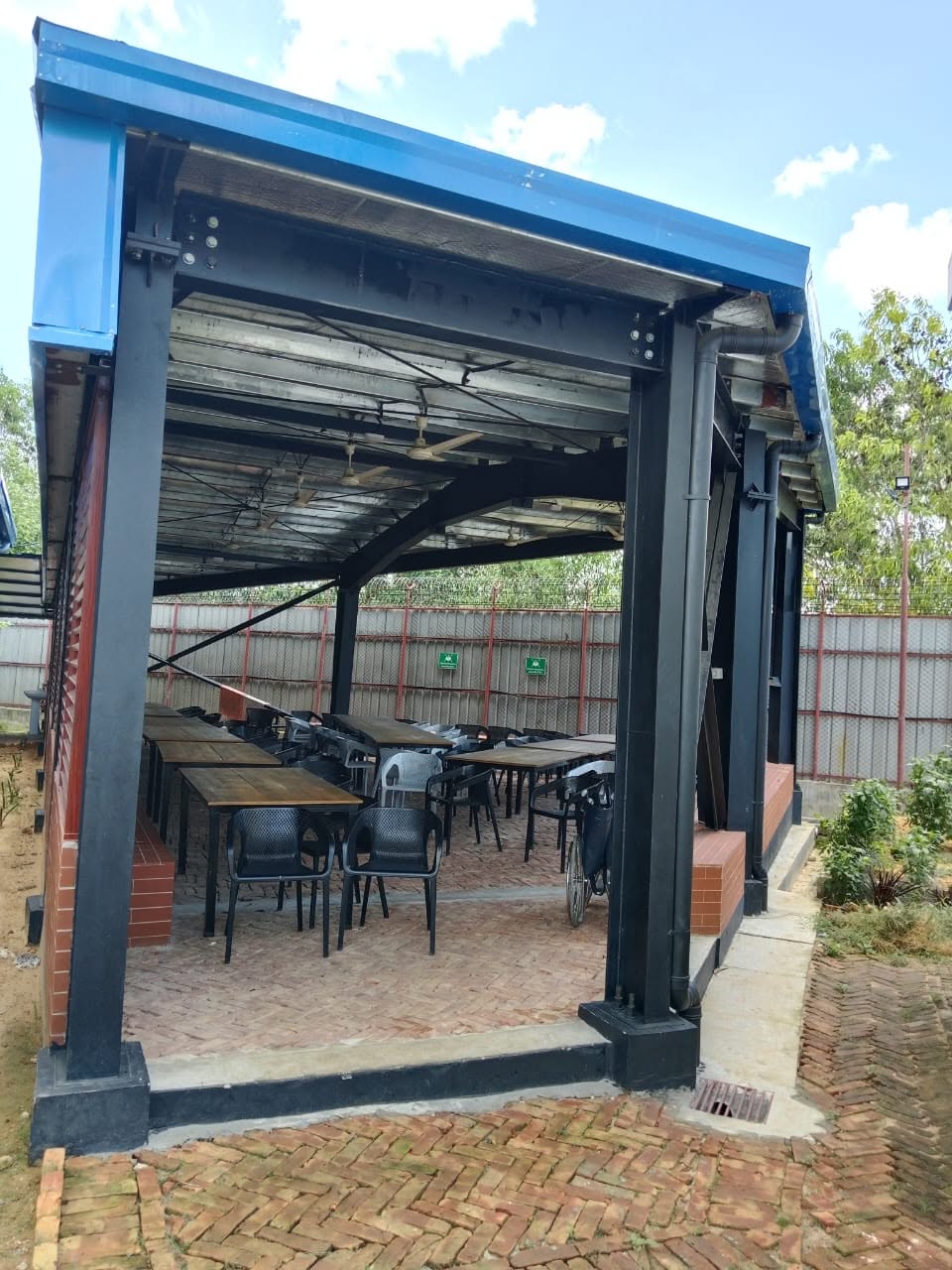 Interview center — structural framework